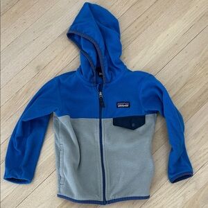 Patagonia Kids Two-Tone Blue and Gray Hoodie